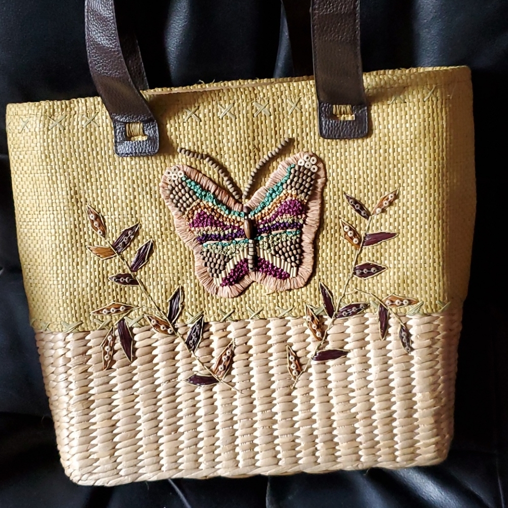 Sun n Sand vintage straw tote bag Butterfly